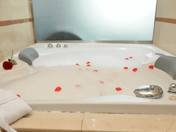 Alto-Portugal-Jacuzzi-min