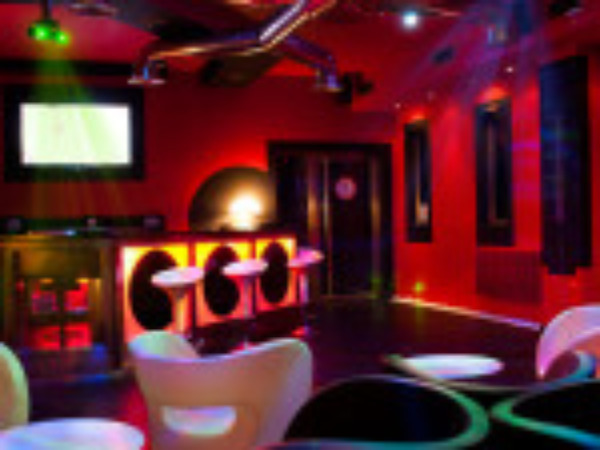 Bilbao swinger party zona bar ambiente liberal swinger bilbao secret love clubs