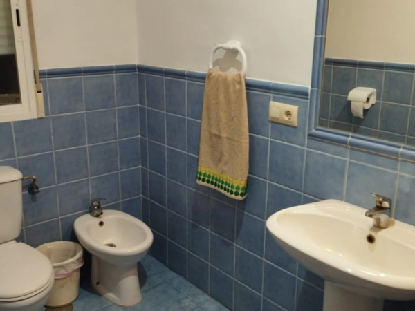 Club Liberal Caceres Lucifer Baño