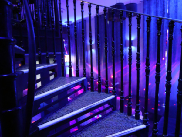 Club Liberal Londres Le Boudoir escaleras