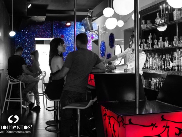 Club Liberal Madrid 100Momentos Zona Interior Publica Bar Barra