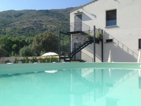 El Hotelito - Avila - la piscina
