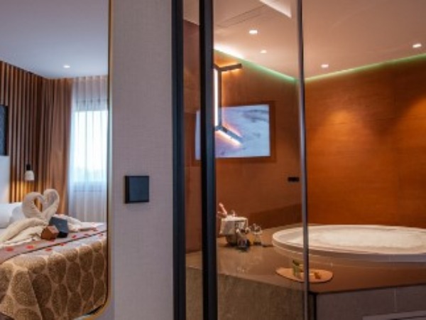 Hotel Felix Tarragona - Hotel romantico tarragona secret love hotels habitacion con jacuzzi