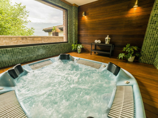 Hotel Romantico Balcon de la Cuesta Asturias Jacuzzi