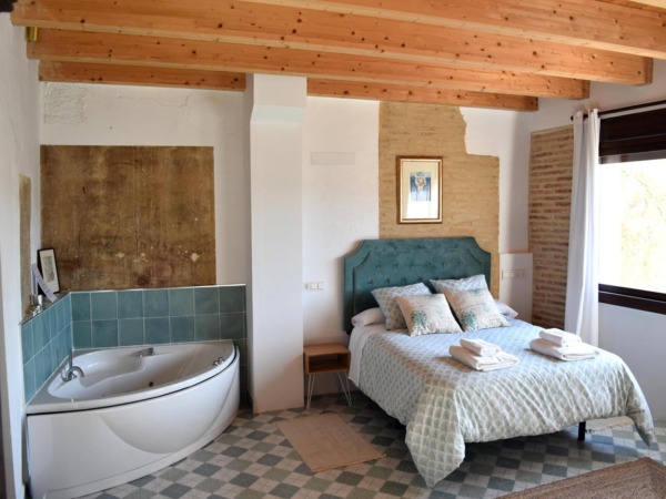 Hotel Romántico Castillo del Bulbuente en zaragoza con suits temáticas todas diferentes