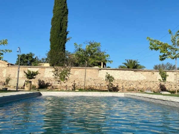 Hotel Romántico Castillo del Bulbuente la piscina