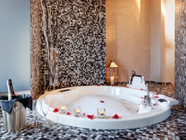 Hotel Romantico Dharma Roma Jacuzzi