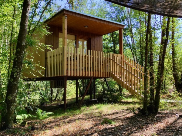 Hotel Romantico Galicia Cabanas das Chousas GLAMPING Aire Libre Bosque Cabaña Exterior