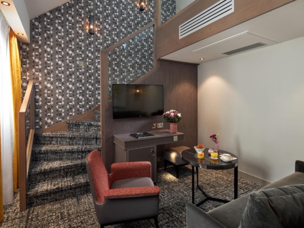 Hotel Romantico La Lanterne Paris Salón