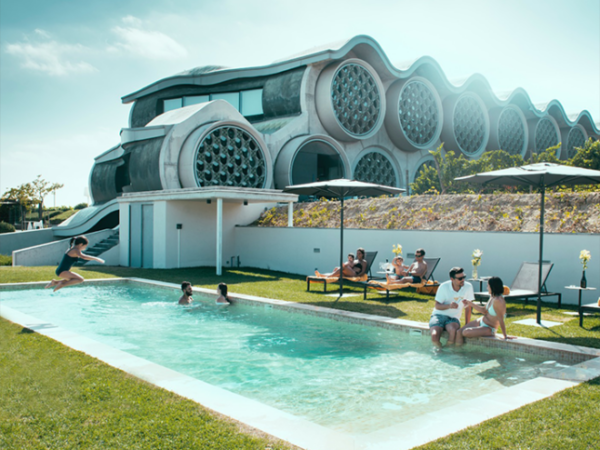 Hotel mas tinell bodega y hotel en vilafranca la piscina