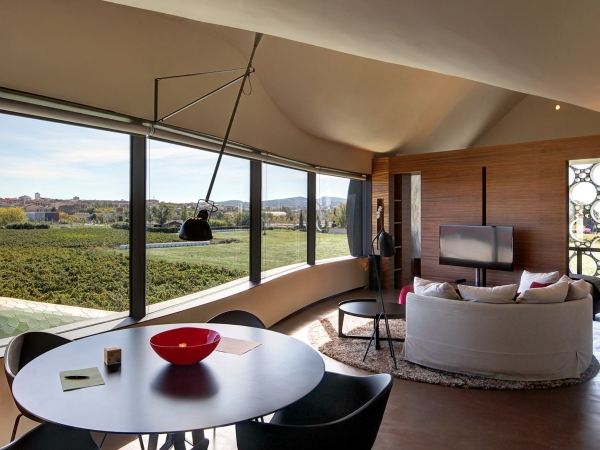Hotel mas tinell bodega y hotel recomendado por secret love hotels