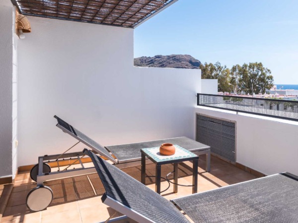 Hotel romántico cala chica en Alicante - la terraza