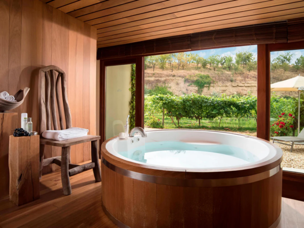 Hotel romántico marqués de riscal elciego - hoteles con jacuzzi