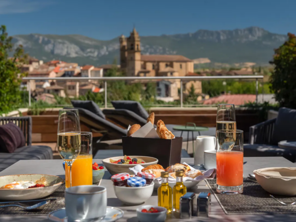 Hotel romántico marqués de riscal elciego - las vistas de las viñas