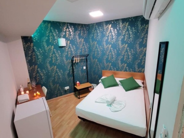 Love Hotel Hourly Rooms Madrid Habitaciones