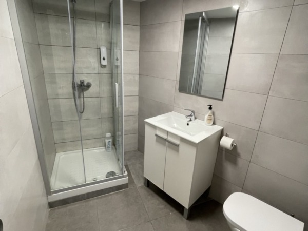 Love Hotel Hourly Rooms Madrid baño