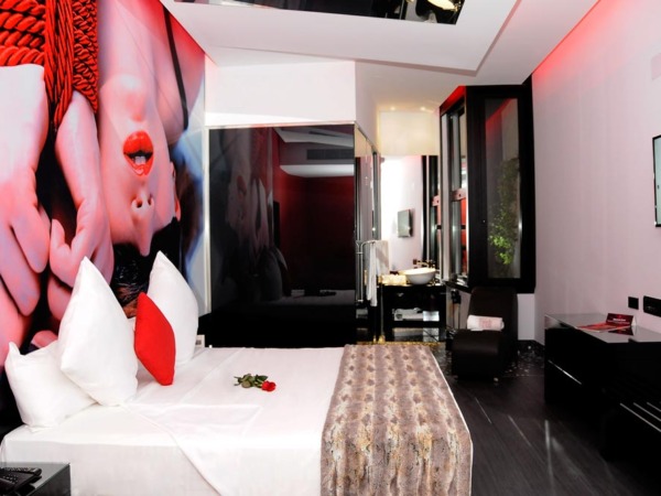 Love Hotel Loob Valencia Habitacion