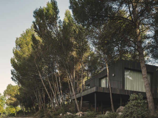 MG_5431Les Cabanes d'Oller del Mas - hotel romantico en Manresa el bosque
