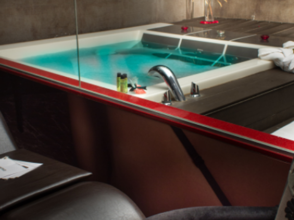 Montijo-Jacuzzi-1