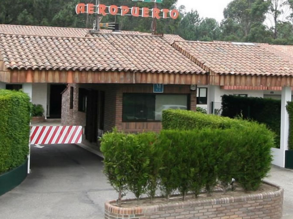 Motel-aerop.-Vigo-entrada
