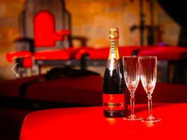THE-SECRET-DUNGEON-cava