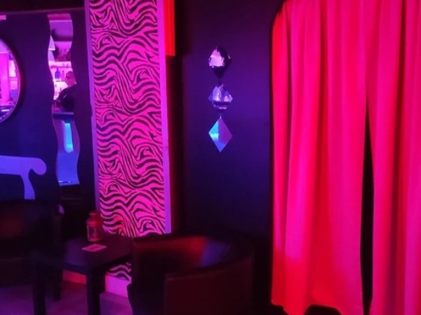 el escondite club swinger coma ruga tarragona - espacio secreto - ambiente liberal secret love clubs secret love hotels