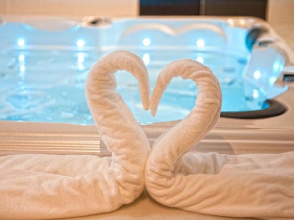 jacuzzi