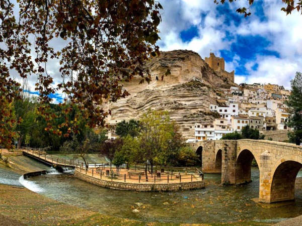 lomas de ruvira hotel romantico en Albacete l entorno