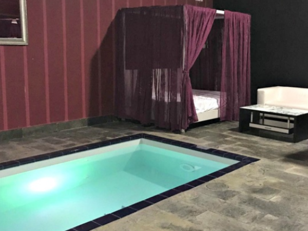 miami-malaga-jacuzzi-1