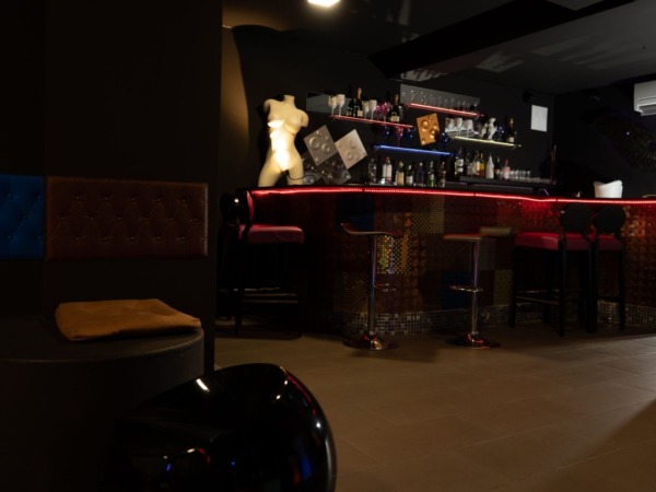okapis club swinger madrid area bar secret love clubs