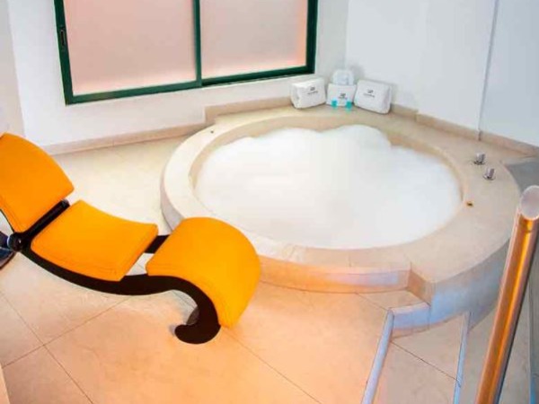 pasadena-jacuzzu