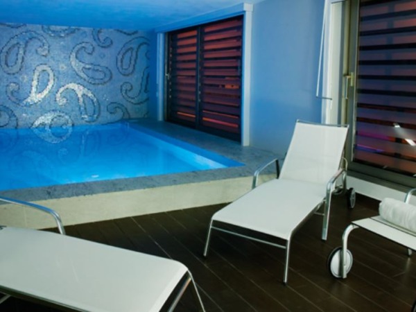 pool-2