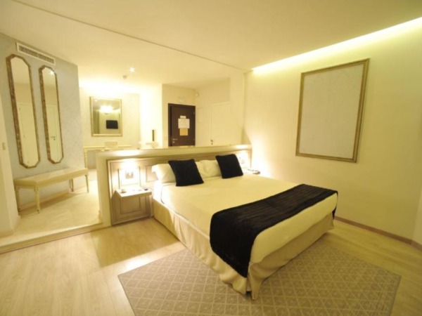 room2